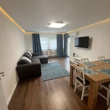 Familienwohnung Neben Dem See,Messe Und Europapark オフェンブルク エクステリア 写真